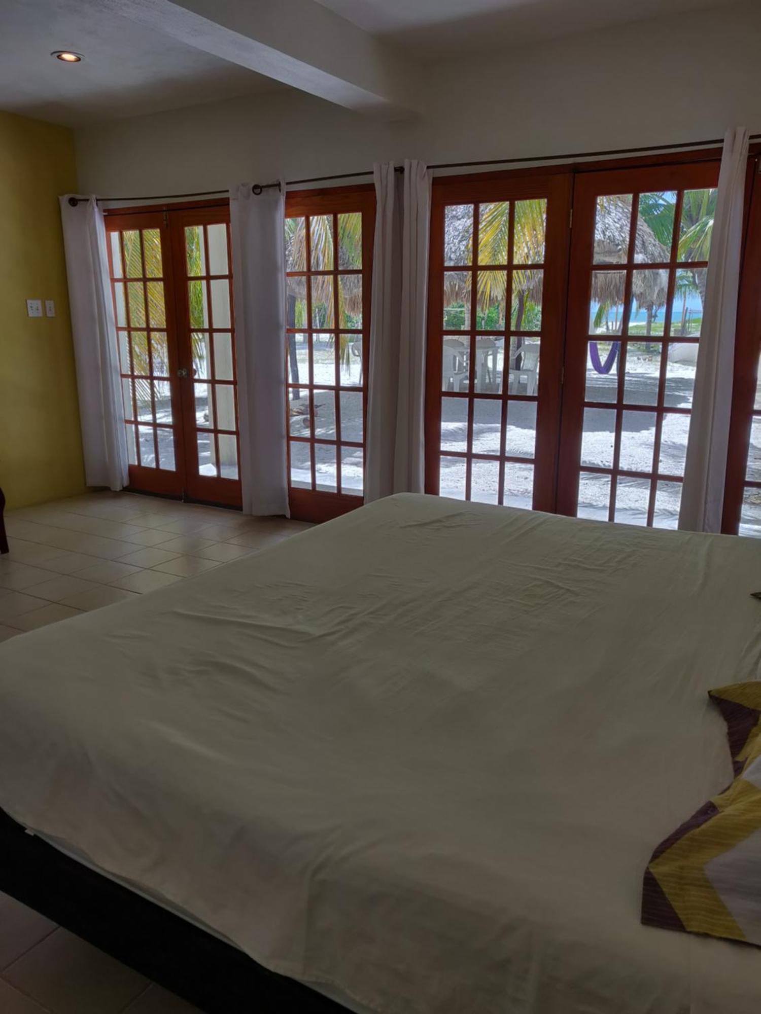 Villas Del Mar Селестун Экстерьер фото